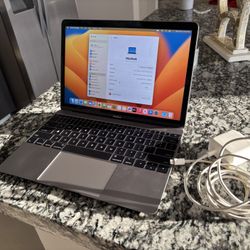 2017 Macbook Laptop - Good Condition