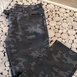 Men’s Banana Republic Pants Size 34/30 NEW 