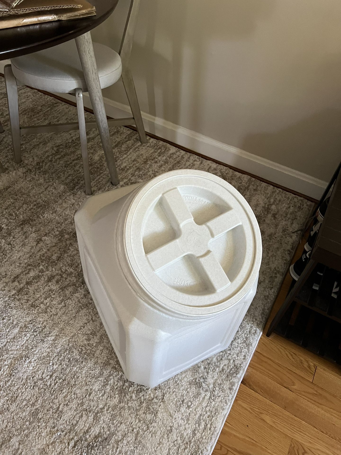 Vittles Vault Dog/cat Fold Storage Bin