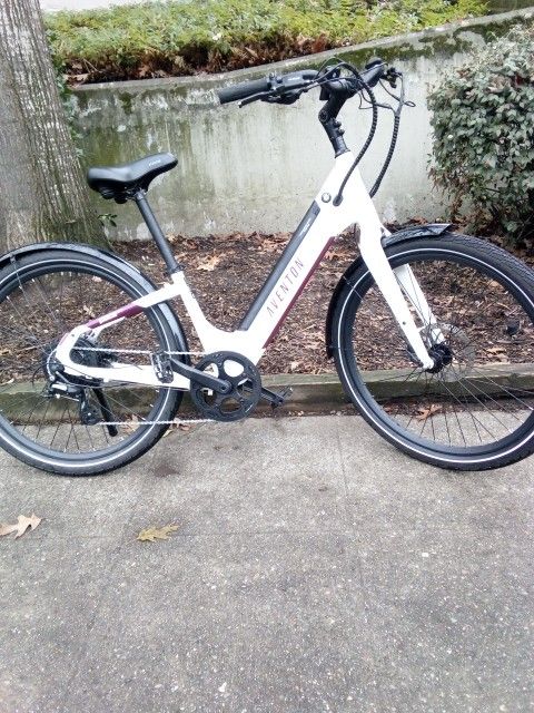 Aventon Pace 500 Electric Road Bike