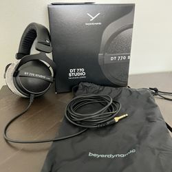 beyerdynamic DT 770 Pro Studio Headphones - Over-Ear, Closed-Back, Professional Design for Recording and Monitoring (80 Ohm, Grey)