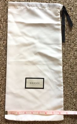 1 Gucci Dust bag