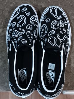 Men's Van's "Peace Paisley" classic slip-ons sneakers black/ true white skate shoes