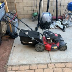 Gas Powered Craftsman M250 Lawn Mower 160 CC