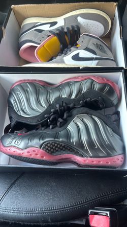 2 pairs of shoes