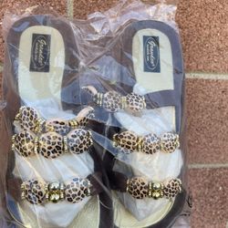 Women’s Leopard Sandals Size 9 New