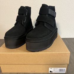 UGG Neumel Platform, Black, Size 7 Women’s 