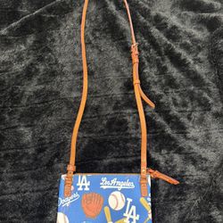 DOONEY& BOURKE