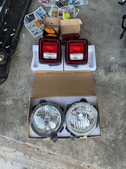 Brake Lights And Center Light Also Front Lights And Side Light