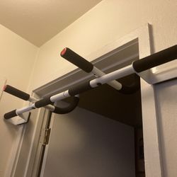 Pull Up Bar