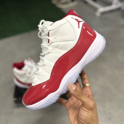 “Cherry” Jordan 11s 11/M, 12.5/W 🍒