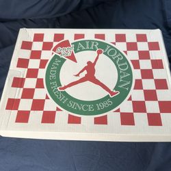 Jordan 4 Retro Pizza 4s