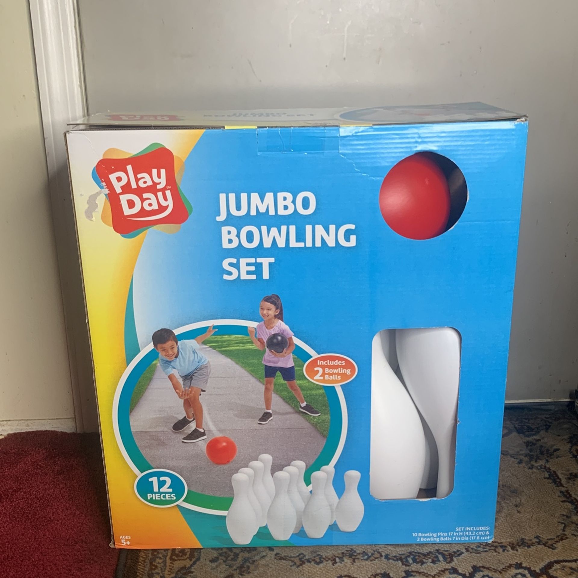 Jumbo Bowling Set