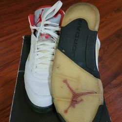 Jordan 5 Sz 9.5 & Jordan 12 Sz 9.5