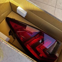 16-20 Rx350/450H Tail Light