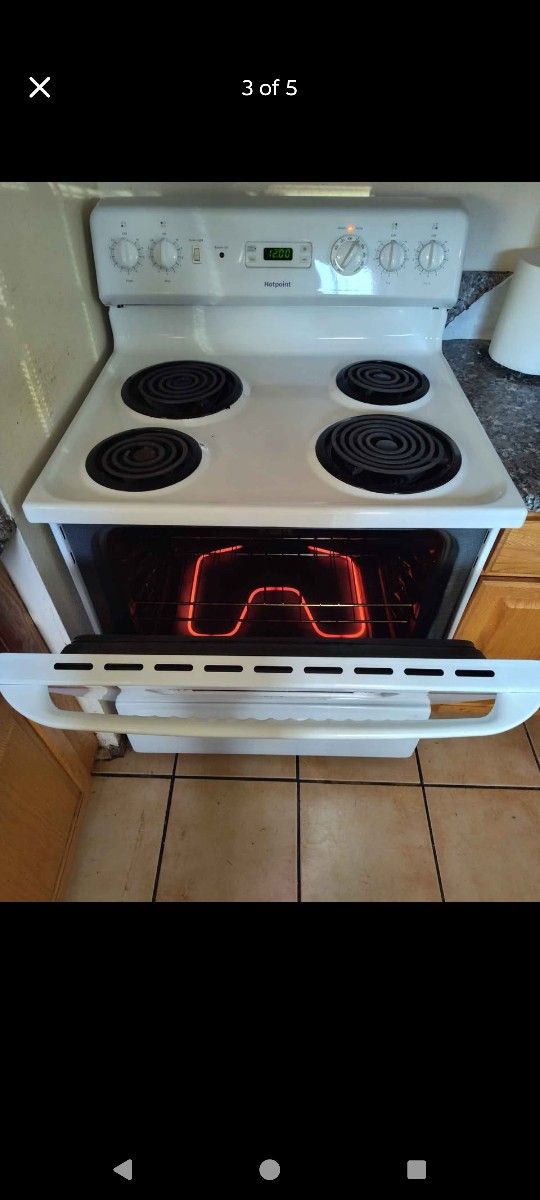Hotpoint Stove