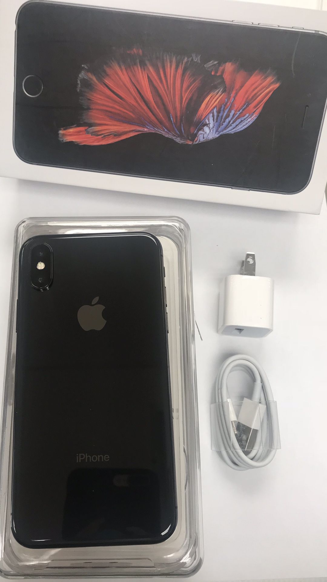 Factory Unlocked Iphone X 64GB. Excellent Condition.