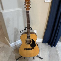 Alvarez RD20 Natural Acoustic Guitar