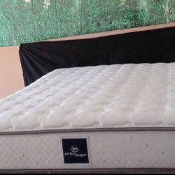 Queen Size Mattress (Colchón Queen Size)