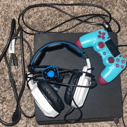 Ps4 Slim w/ Control&Headset