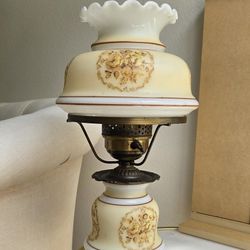 Vintage Abigail Adams Colonial Charm Milk Glass 24" Hurricane Table Lamp