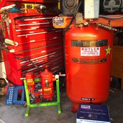 Compressor 80gal With Dryer almost New Mint Condition