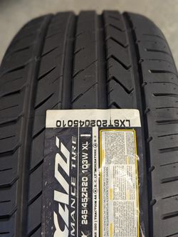 1👈 Lexani 245/45ZR20