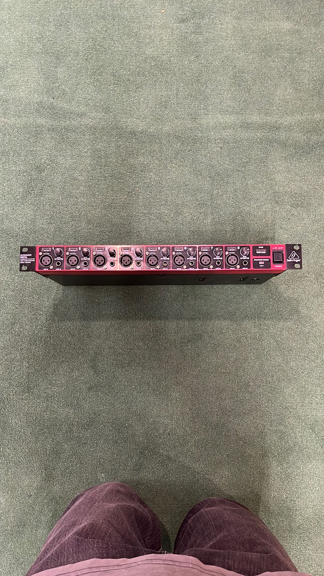 Behringer Ultragain ADA8200