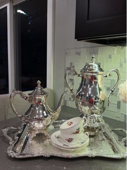 1354 - silver hot water pot