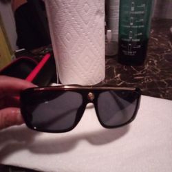 Versace Sunglasses Nothing Wrong With Juat Sling For 90 Or Best Offer