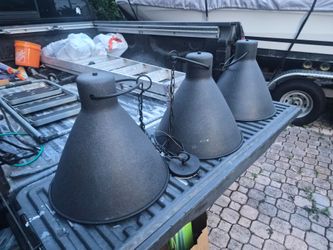 3 hanging Ceiling lights cheap!