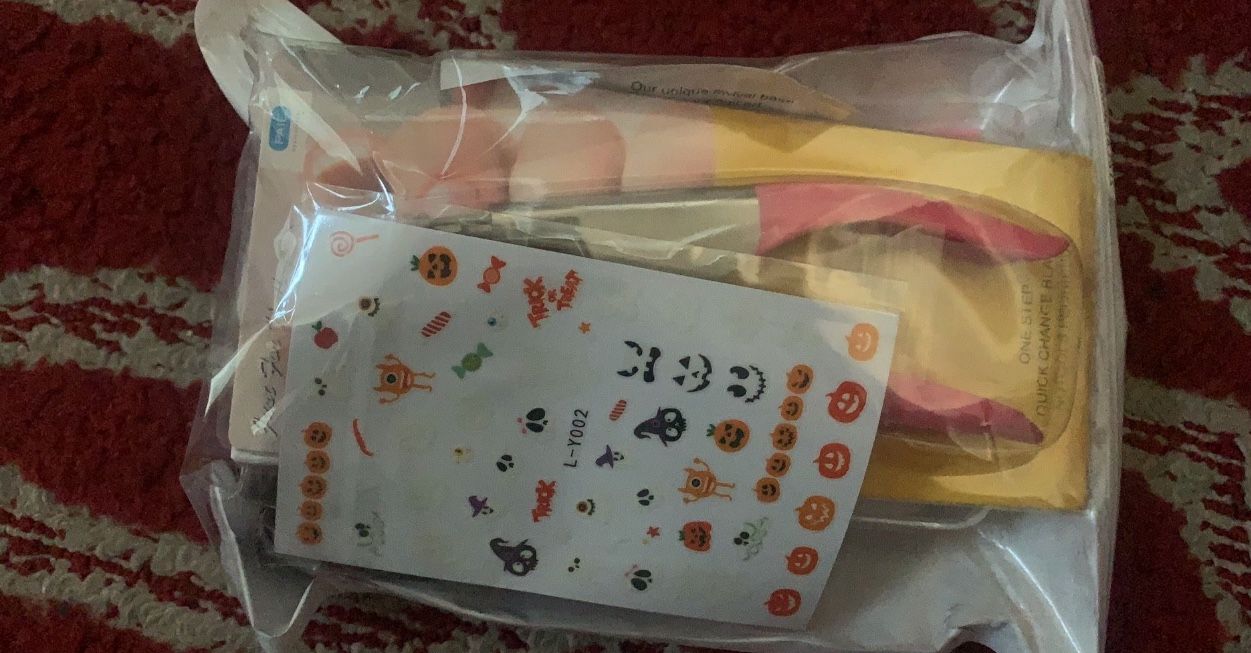 DIY Halloween Nail Kit