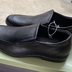 Brand New Men Classic Black Shoes Memory Foam 11.5