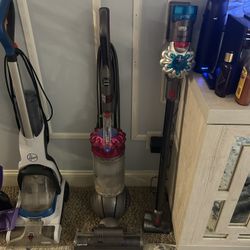 Dyson V7 & Dyson Ball Vacuum 