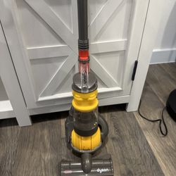 Dyson Kid Vacuum 