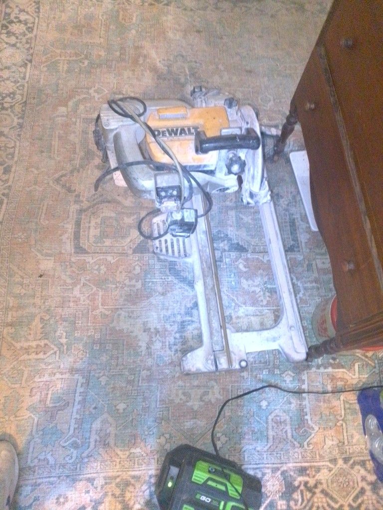 DeWalt Tile Saw