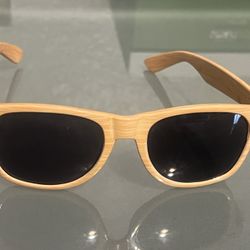TIMBERLAND SUNGLASSES CLASSIC DESIGN $20