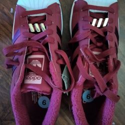 adidas Female Shoe  fz4630    Size 9