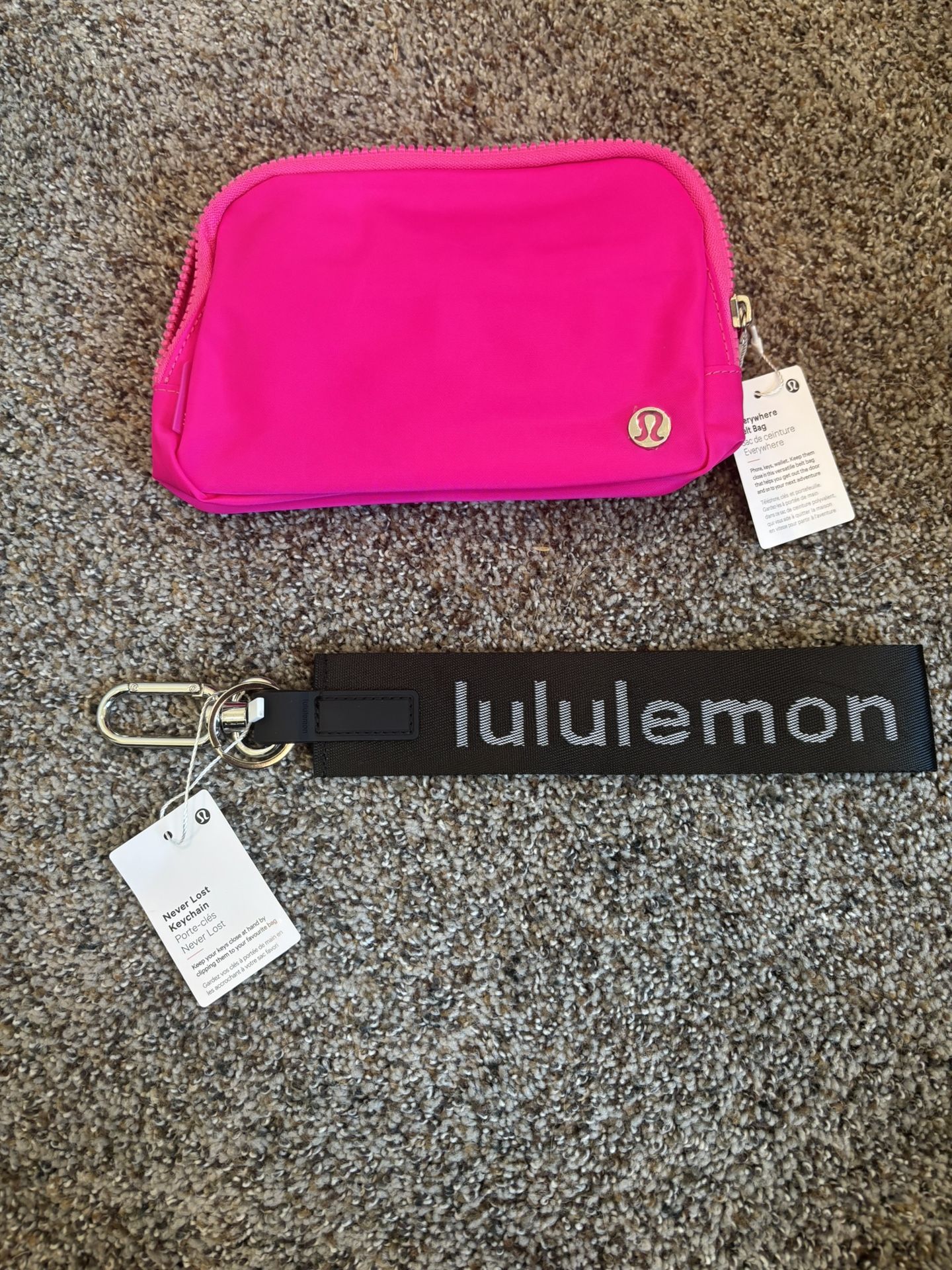 Lululemon Bundle Everywhere Belt Bag And Never Lost Keychain Brand New