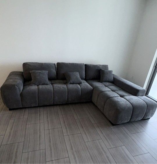 Grey Sectional Sofa New 🛋 ✨️ Modern Couch