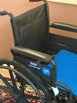 Medline Wheelchair with Gel Seat Cushion