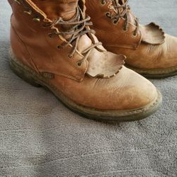 Men Work Boots 8    2 Pair