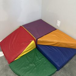 Amazon Basics Soft Play Wall Climb and Slide for Kids, Indoor Climbing Foam