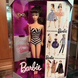 Original 1959 Barbie Doll & Package