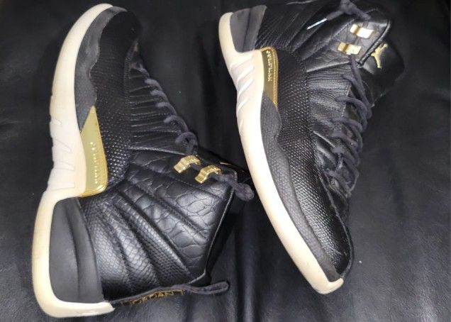 Air Jordan Retro 12 Reptile Black Metallic Gold AO6068 007