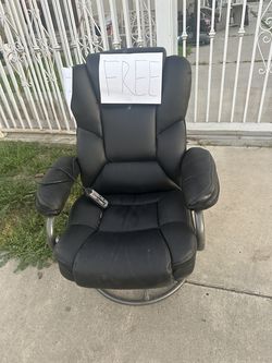 Free Chair