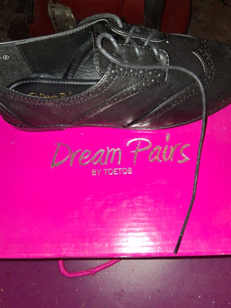 *Dream Pairs*