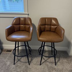 2 Bar Height Barstools 