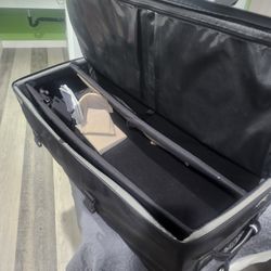 TAMRAC DJ SUITCASE ROLLER