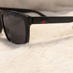 Gucci Black Sunglasses 